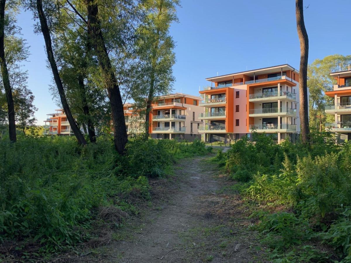 Ferienwohnung Fuzliget Surf Garden Balatonfůzfő Exterior foto