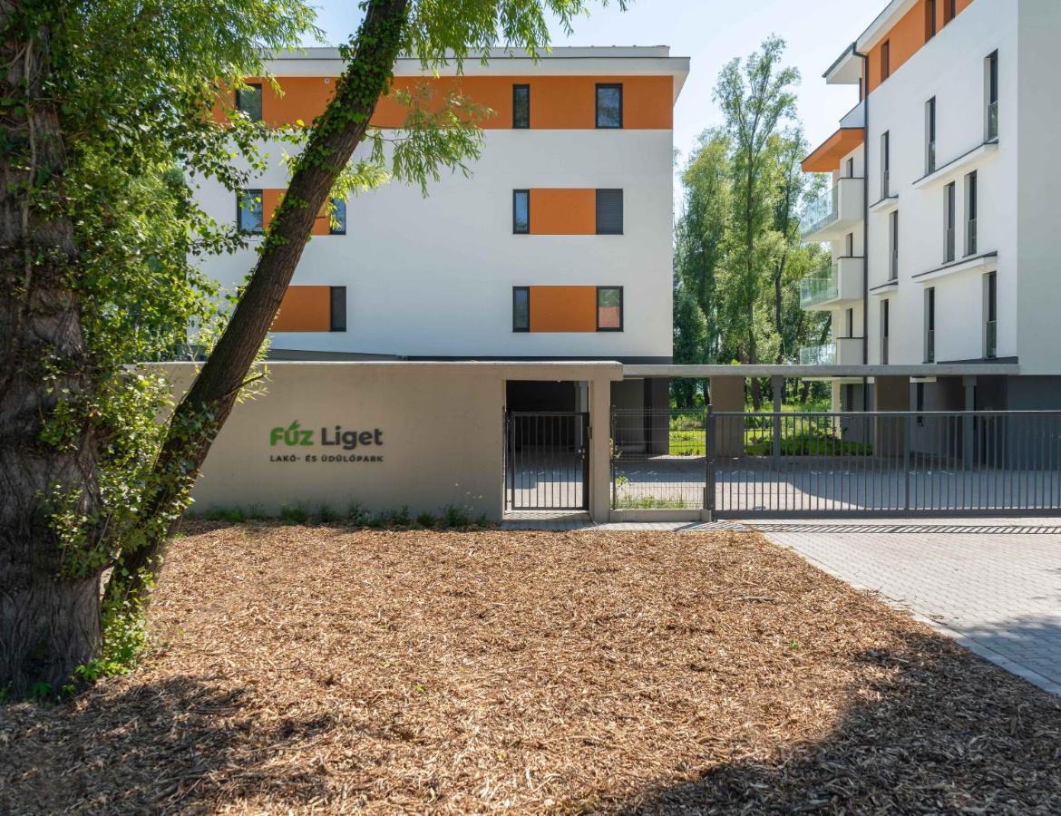 Ferienwohnung Fuzliget Surf Garden Balatonfůzfő Exterior foto